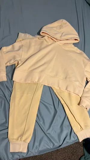 Forever 21 Two Piece thumbnail 1