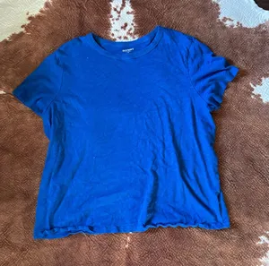 Old Navy royal blue everyday fit semi cropped top Size XL 100% cotton thumbnail 1