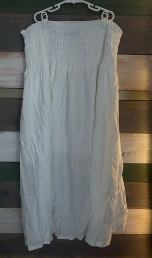 Scoop white dress or skirt thumbnail 1