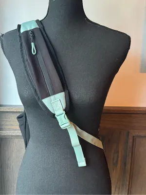 Sherpani Espirit Crossbody Sling Bag in surf blue thumbnail 5