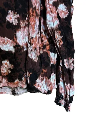 Maurices Top Large Multicolor Abstract Boho Mock Neck Cold Shoulder Ruffles thumbnail 4