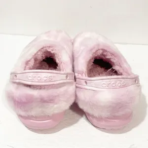 CROCS WOMENS Size 9 CLASSIC FUR SURE PINK CLOGS Slip On thumbnail 4