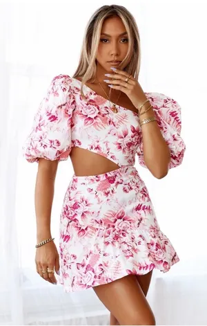 Hello Molly Sweetest Kind Mini Dress in Pink/White Floral NWT - Size: XS/2 thumbnail 1