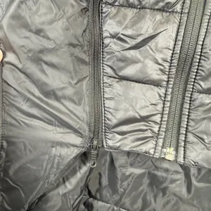 Lululemon Fluff the V Hooded Jacket Black Quilted Puffer Hybrid Full Zip Women L thumbnail 8