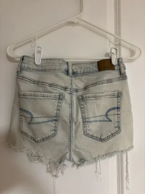 American Eagle shorts thumbnail 3