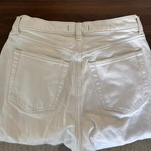 Abercrombie & Fitch The Dad High Rise White Crossover Straight Jeans 28/6 thumbnail 3
