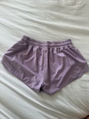 Lululemon Shorts 2.5" Hotty Hot thumbnail 2