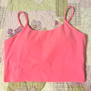 Pink crop top with built in bra #croptop #athleisure Would be suitable for sports Could fit size XS-M thumbnail 1