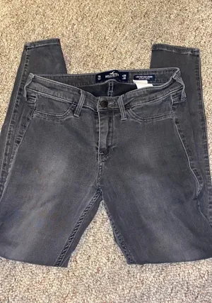 Hollister Low-Rise Jegging thumbnail 1