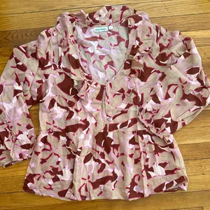 NWOT Roller Rabbit ruffle abstract floral balloon sleeve viscose blouse fall top thumbnail 1