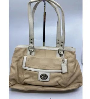 COACH Medium/ Large Leather Tan White Shoulder Bag thumbnail 2