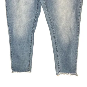 KanCan Light Wash Frayed Hem High Waisted Denim Jeans‎ 11/29 thumbnail 3