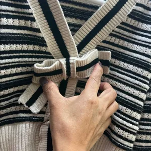 SO Me Ribbon Button Crop Cardigan Black thumbnail 12