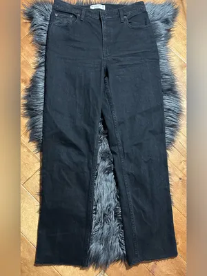 Abercrombie & Fitch The 90’s Straight Ultra High Rise Raw Hem Jeans Size 28/6R thumbnail 3