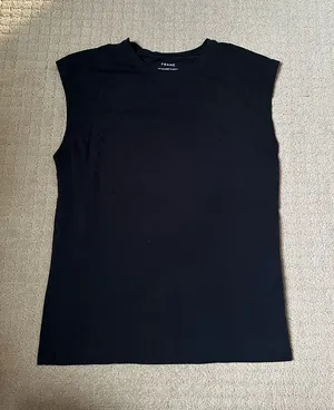 Frame Le Mid Rise Muscle Top thumbnail 1