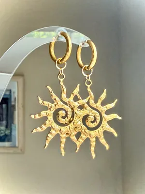 Handmade gold tone stainless steel sun boho retro vintage style hoops dangle earrings☀️ thumbnail 2