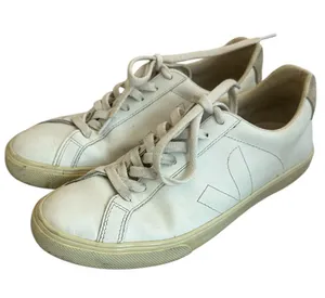 Veja White Sneakers Tennis Shoes Lace Up Casual Brazil Stitching Size 38 7 US thumbnail 1