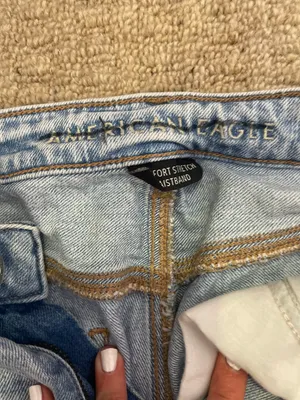 American Eagle Outfitters Ripped Jeans thumbnail 2