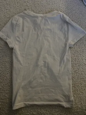 Aritzia beige seamless tee shirt thumbnail 2