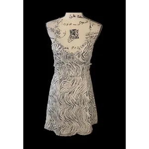 NWT Le Lis Sz Med Animal Print Razorback Sleeveless Mini Dress thumbnail 2