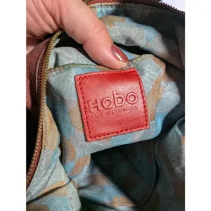 Hobo International Marley Logan Berry Leather Top Zip Classic Shoulder Bag thumbnail 5