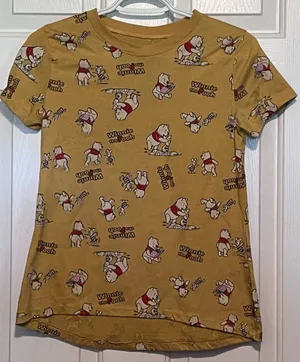 Disney Winnie‎ the Pooh Women's Shirt Size S 22" Long x 15" Pit to Pit thumbnail 1