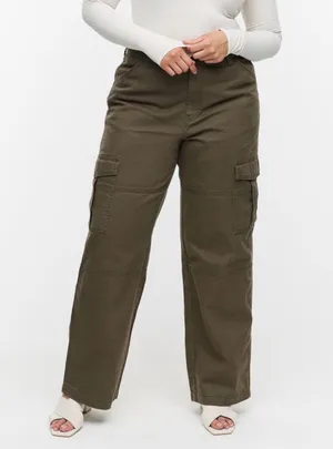 H&M Curvy Fit Cotton Cargo Pants thumbnail 1