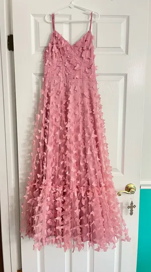 Hazel Boutique Pink Long Butterfly Dress Brand New thumbnail 1