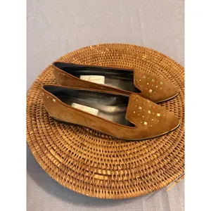 Apart Womens Brown‎ Suede Studded Pointed Toe Loafers Flats Size 9 B thumbnail 2