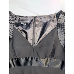 Jones‎ New York Dress Black Satin Trim Ruffle Hem Cocktail Dress Petite 8P thumbnail 3