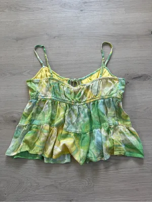 Whimsical American Eagle Outfitters Yellow & Green Tie-Front Tiered Cami thumbnail 3