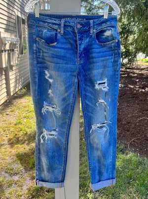 American Eagle Ripped Stretch Jeans thumbnail 1