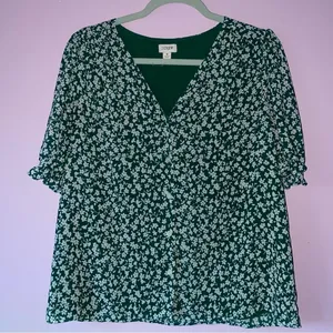 J. Crew Size M Green Ditsy Floral Top Short Sleeve Blouse thumbnail 1