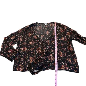 HINGE deep v tie waist blouse thumbnail 2