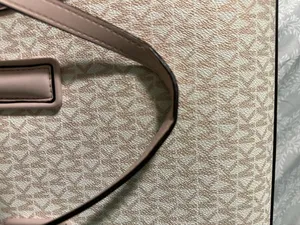 Michael Kors Kali MD Satchel with I Pad Case thumbnail 8
