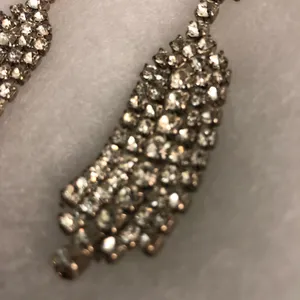 Rhinestone dangly earrings Silver thumbnail 5