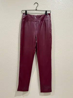 Francesca’s Alya Burgundy Faux Leather Ankle Pants NWT Size Medium thumbnail 3