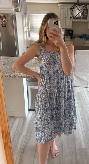 Old Navy Blue Floral Smocked Strap Midi Dress Size Large thumbnail 1