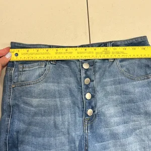 Risen Jeans High Rise Button Fly Distressed Frayed Raw Hem Stretchy‎ Size 13/31 thumbnail 10
