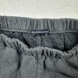 Brandy Melville Women’s Gray Sweatpants Joggers XS S Elastic Waist Fleece Lined thumbnail 2