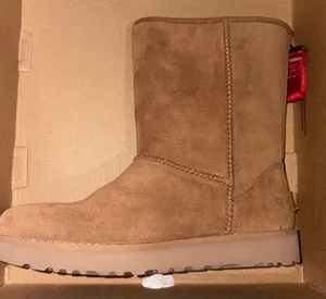 UGG Australia 1122672 Classic Short Logo Suede Zip Boots Shoes US 7 thumbnail 1