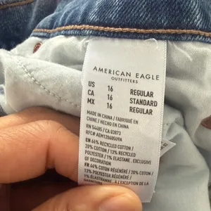 American Eagle Outfitters Blue Highest Rise Baggy Jeans Size 16 Straight Leg thumbnail 4