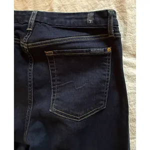 7 For All Mankind Jeans Womens Size 31 Blue Straight Leg Dark Wash Stretch Denim thumbnail 9