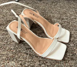 white heels Size 7 thumbnail 2