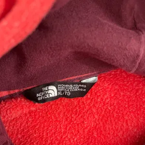 The North Face Avalon Hoodie Women XL Red Outdoor Hiking Pullover thumbnail 3