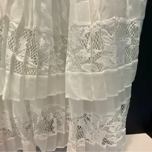 French Connection Women’s Dress Size 4. Lace. Pleated. Elegant. Light. XS thumbnail 7