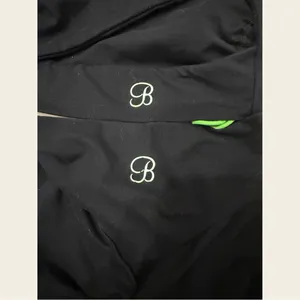 Bombshell Sportswear Toggle Set! thumbnail 5