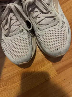 Brooks Guiderails Running Shoes thumbnail 4