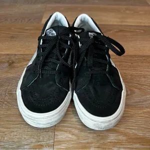 Vans Black Suede Unisex Low-Top Sneakers, Size 7.5 thumbnail 5