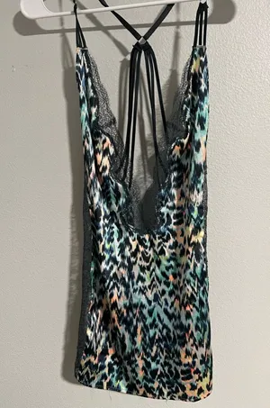 Victoria’s Secret slip leopard print size M thumbnail 1